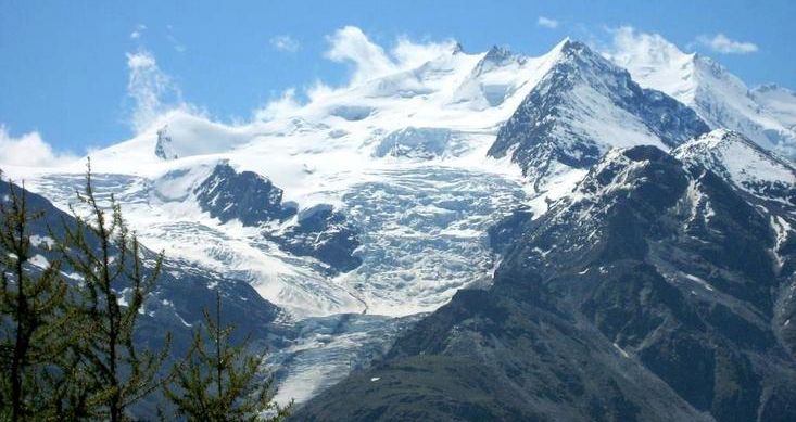 Durrenhorn ( 4035 metres )