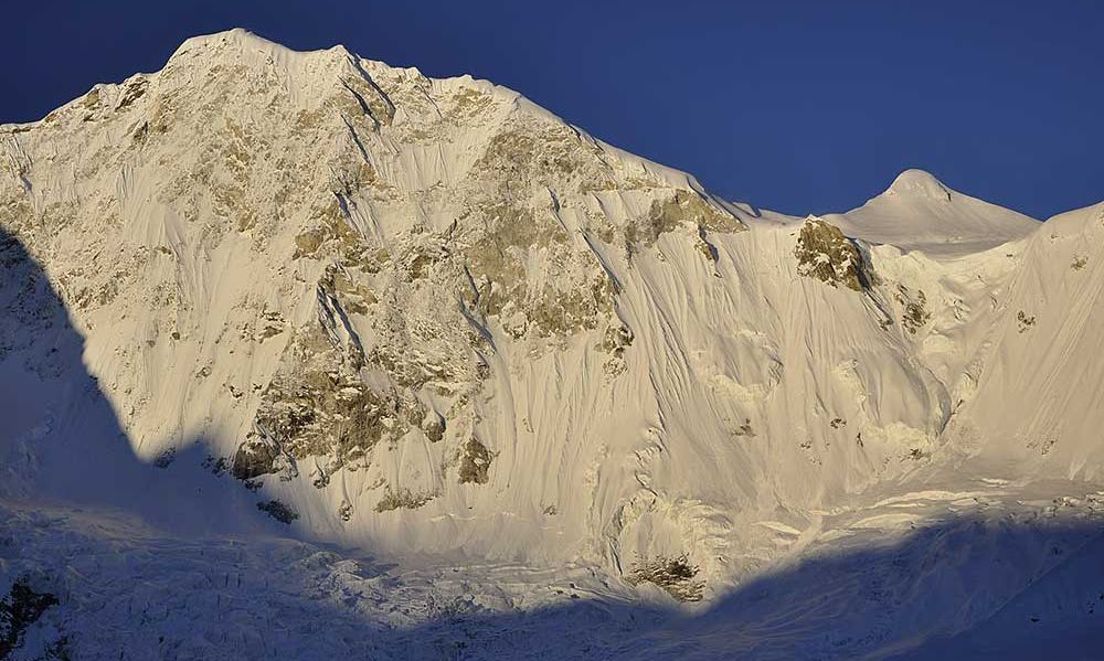 Mount Baruntse above Hongu Valley