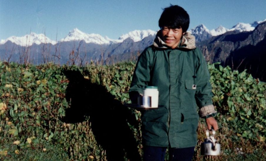 Lalu Limbu, Nepalese trekking crew kitchenboy, at Nosempati