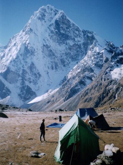 Cholatse from Base Camp below Cho La