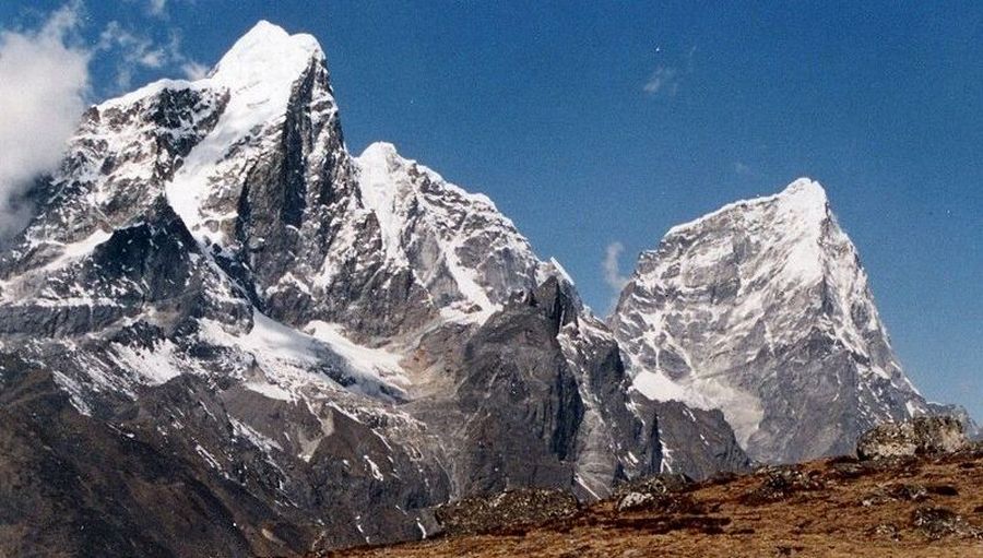 Mount Taboche and Mount Cholatse on route to Everest Base Camp