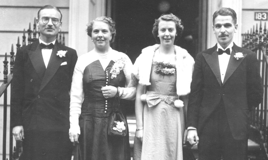 Charles Welch Ingram, Charlotte ( ne Cameron ) Ingram, Vera Cameron, Robert Turnbull