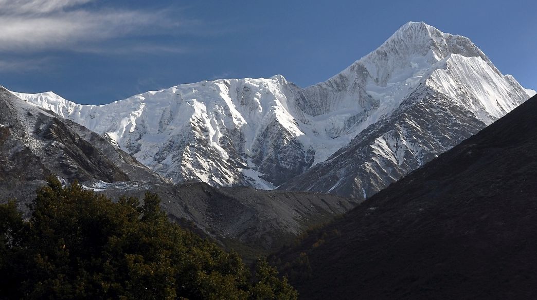 Mount Gongga / Minya Konka 7556m