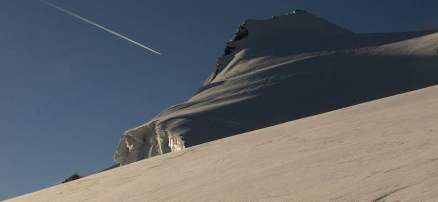 Final snow slopes to summit of the Ortler ( Cima Ortles )