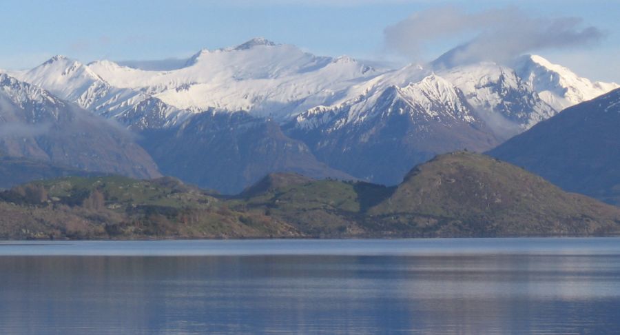 Lake Wanaka in South Island of New Zealand