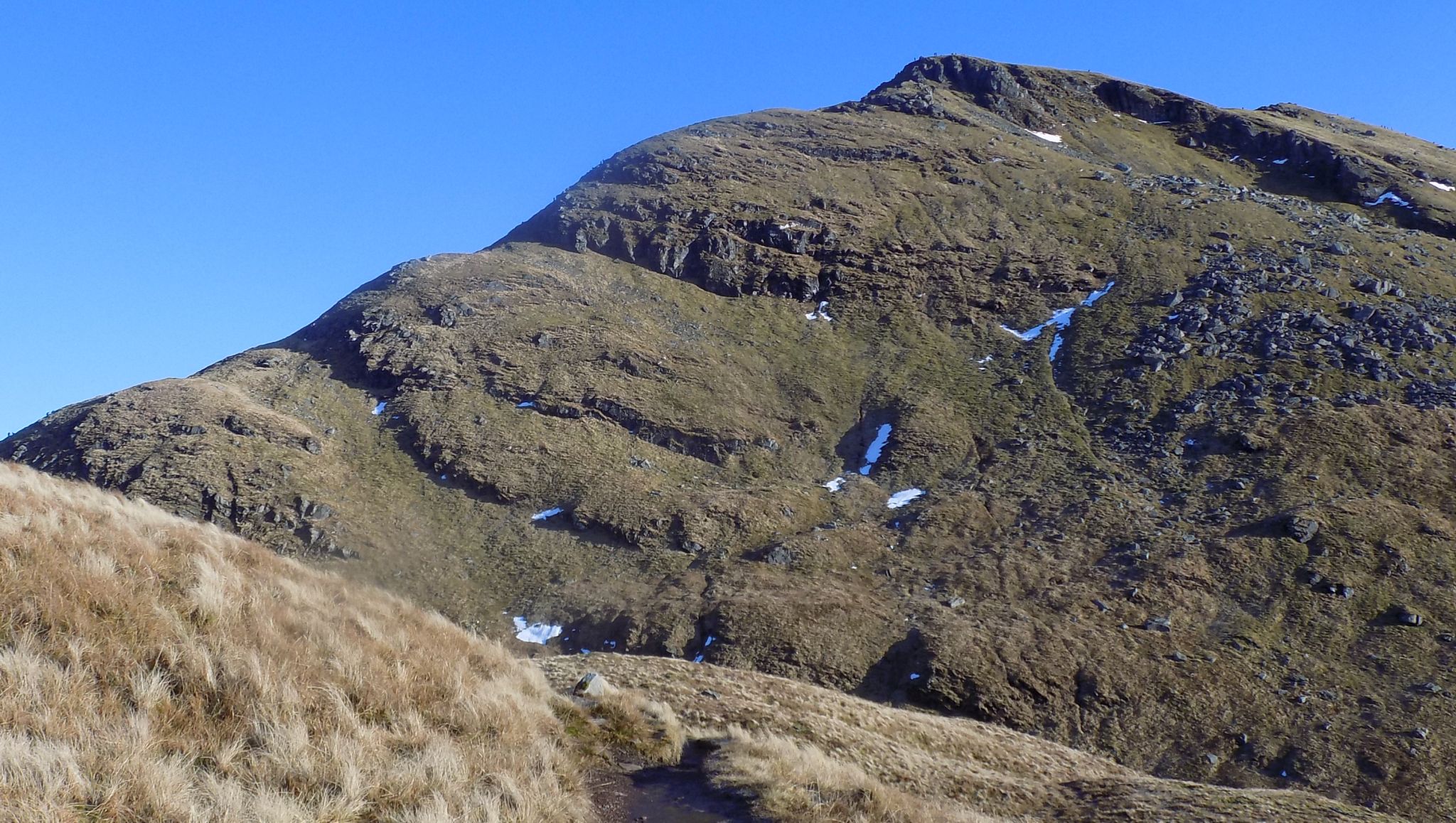 NW ridge descent route from Ben Lomond