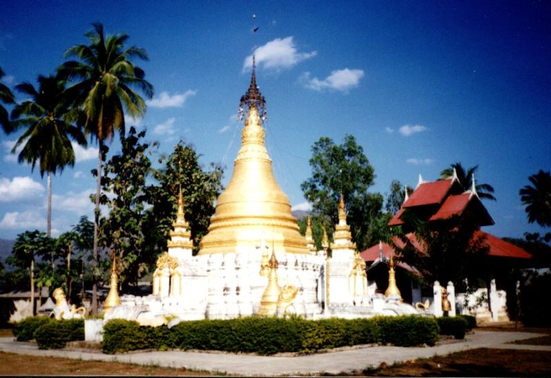 Golden Chedi at Mae Sariang